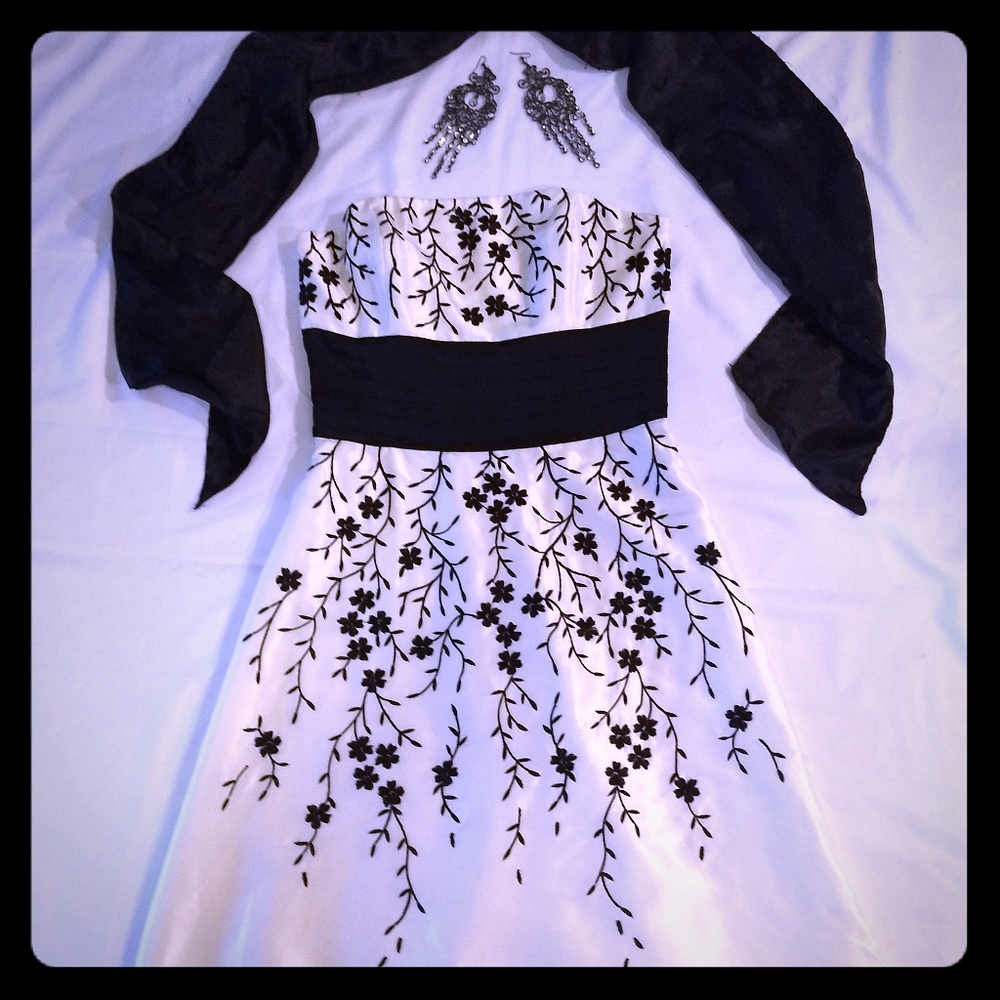 White House Black Market Silk Strapless Dress